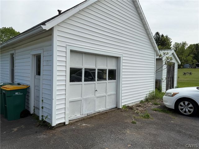 6714 Rome Westmoreland Rd, Rome, NY 13440