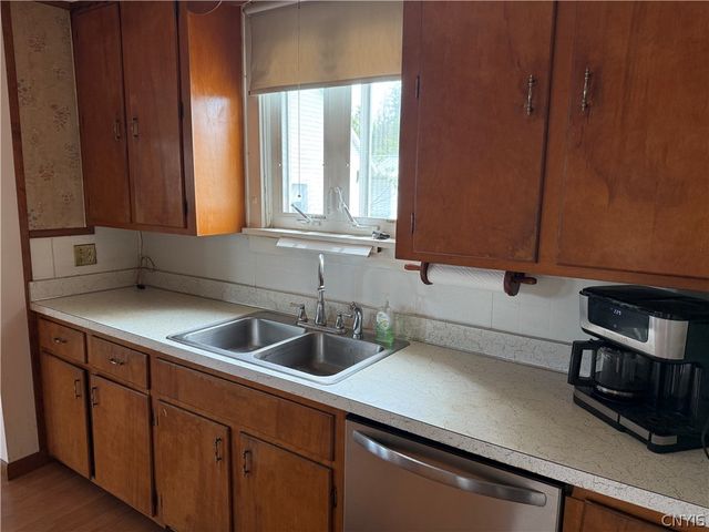 6714 Rome Westmoreland Rd, Rome, NY 13440