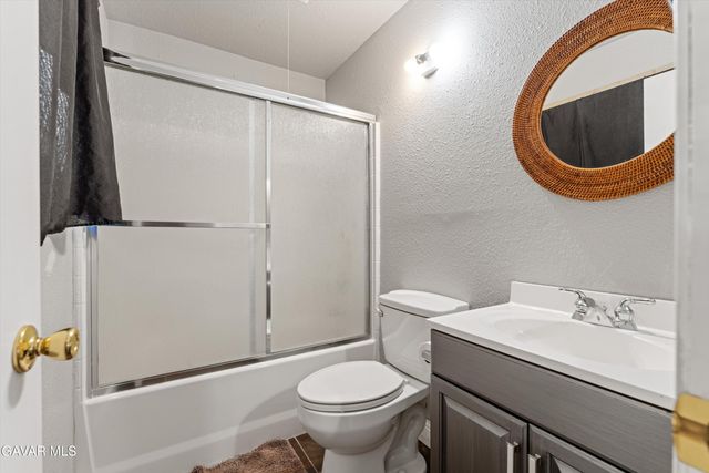 20102 Pine Ridge Drive, Tehachapi, CA 93561