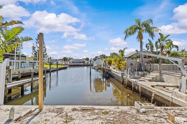 310 WESTWINDS DRIVE, Palm Harbor, FL 34683