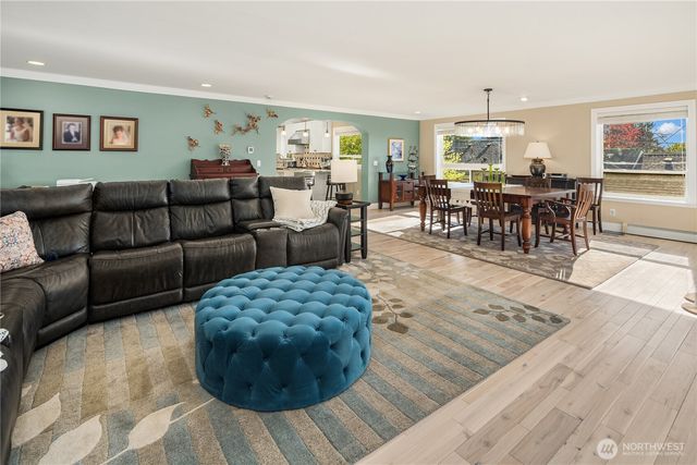4014 SW 98th Street, Seattle, WA 98136