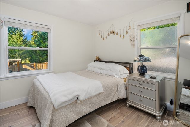 4014 SW 98th Street, Seattle, WA 98136
