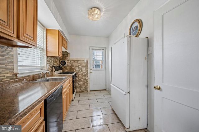 9225 WESLEYAN RD, Philadelphia, PA 19114