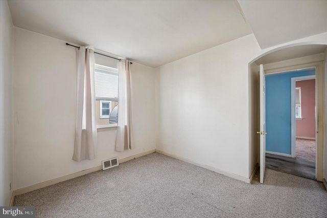 9225 WESLEYAN RD, Philadelphia, PA 19114