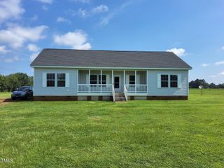 104 W Locke Level Drive, Kenly, NC 27542
