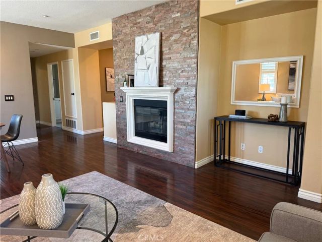 155 Zephyr Run, Tustin, CA 92782