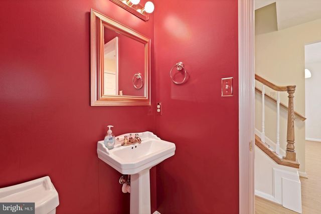 15435 REPRISE TER, Rockville, MD 20850