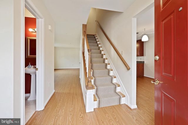 15435 REPRISE TER, Rockville, MD 20850