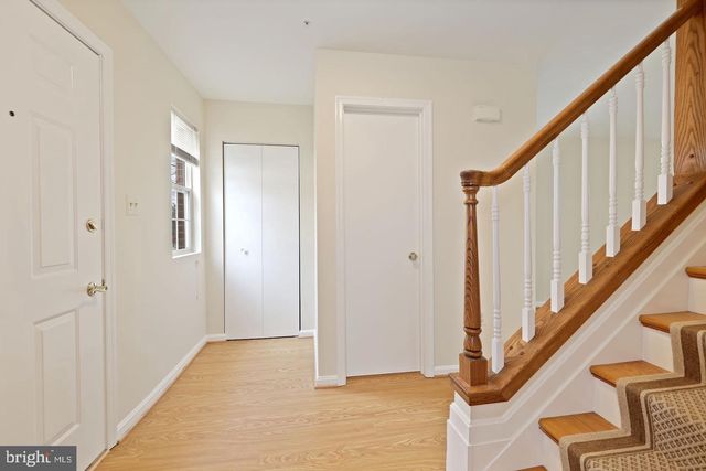 15435 REPRISE TER, Rockville, MD 20850