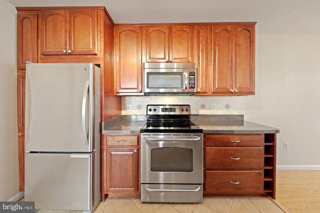 15435 REPRISE TER, Rockville, MD 20850