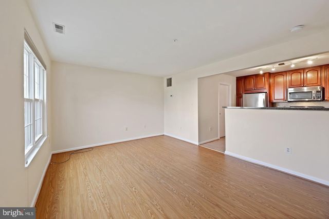 15435 REPRISE TER, Rockville, MD 20850