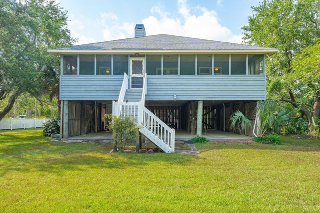 2250 Atlantic Avenue, Sullivans Island, SC 29482