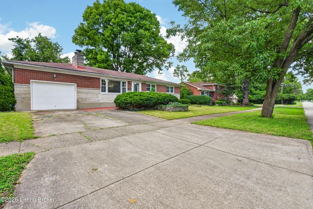 4031 Blossomwood Dr, Louisville, KY 40220