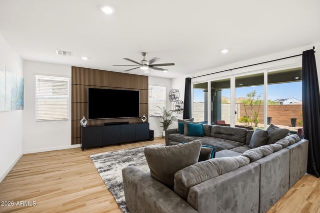 27231 N 73RD Lane, Peoria, AZ 85383