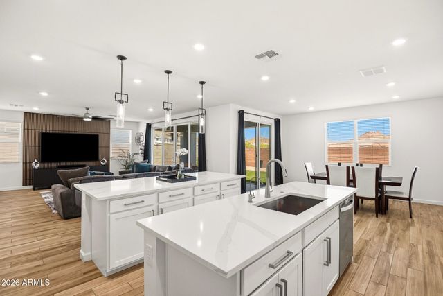 27231 N 73RD Lane, Peoria, AZ 85383