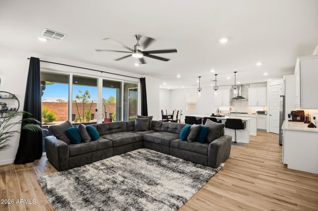 27231 N 73RD Lane, Peoria, AZ 85383