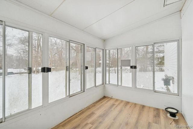 10031 Carmer Road, Fenton, MI 48430