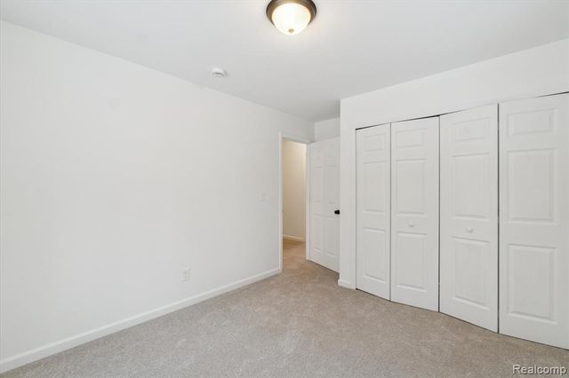 10031 Carmer Road, Fenton, MI 48430