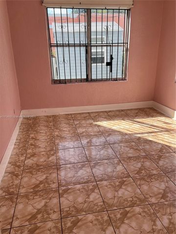 6730 NE MIAMI PL, Miami, FL 33138