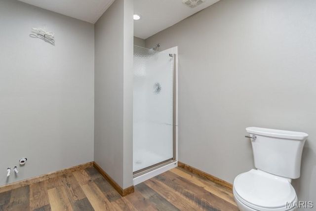 24110 Evanston Road, Lebanon, MO 65536