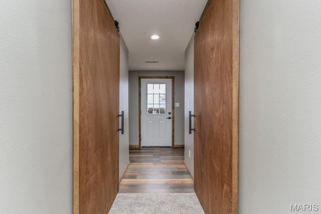 24110 Evanston Road, Lebanon, MO 65536