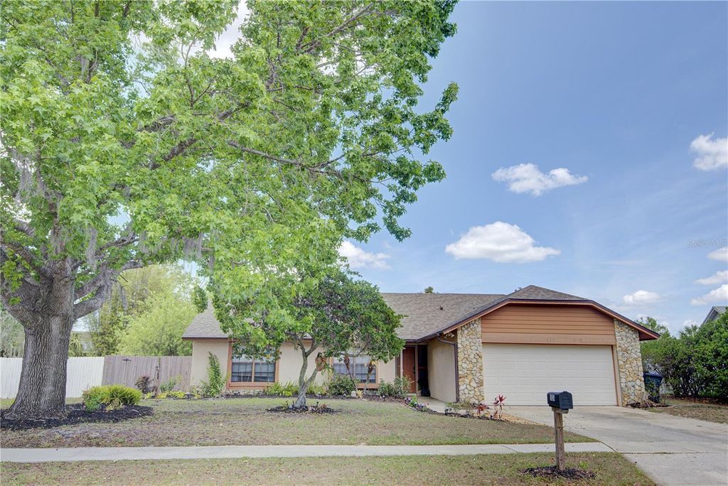 1024 DINERO DRIVE, Winter Springs, FL 32708