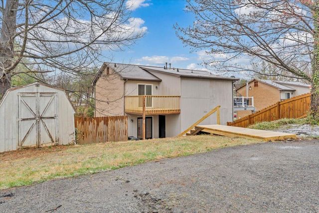 1709 Ellis CT, Salem, VA 24153