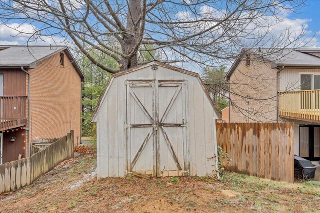 1709 Ellis CT, Salem, VA 24153