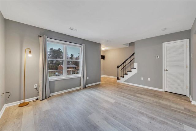 1709 Ellis CT, Salem, VA 24153