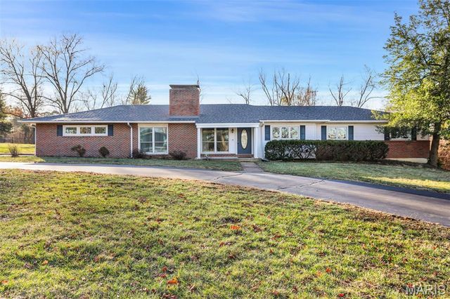 11546 Conway Road, St Louis, MO 63131