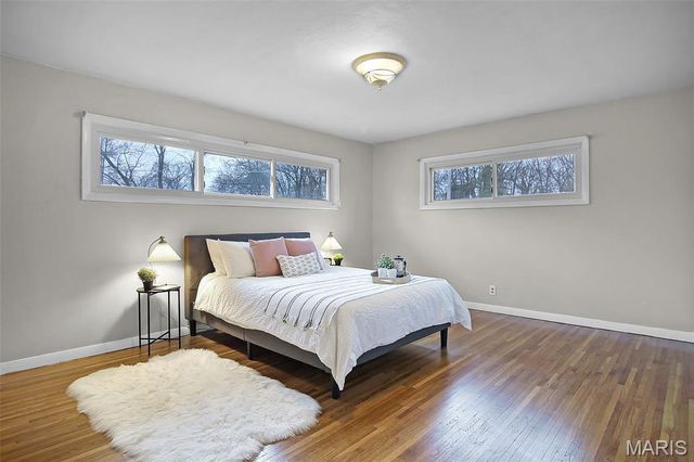 11546 Conway Road, St Louis, MO 63131