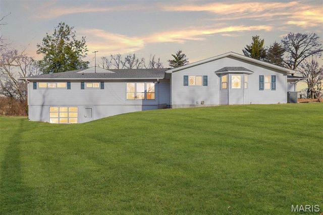 11546 Conway Road, St Louis, MO 63131