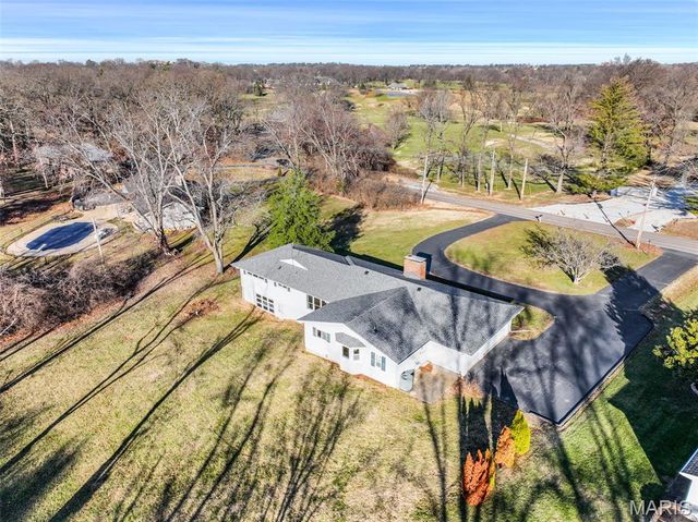 11546 Conway Road, St Louis, MO 63131