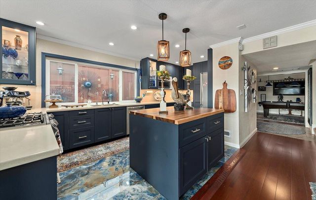 444 Fathom Drive, San Mateo, CA 94404