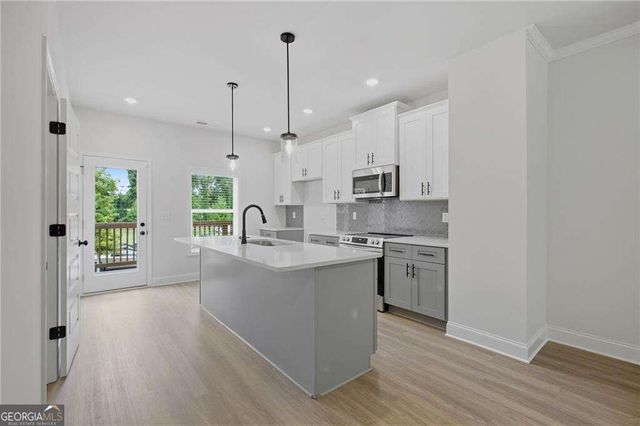 826 Glennferry Bend, Mableton, GA 30126