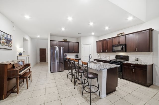 303 Frost Farm Court, Royse City, TX 75189