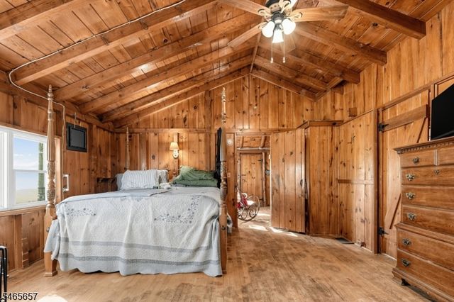 16 Glendale Rd, West Milford Twp., NJ 07421