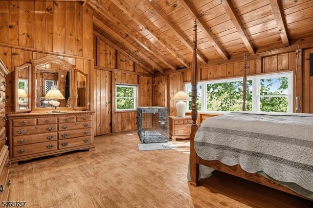 16 Glendale Rd, West Milford Twp., NJ 07421