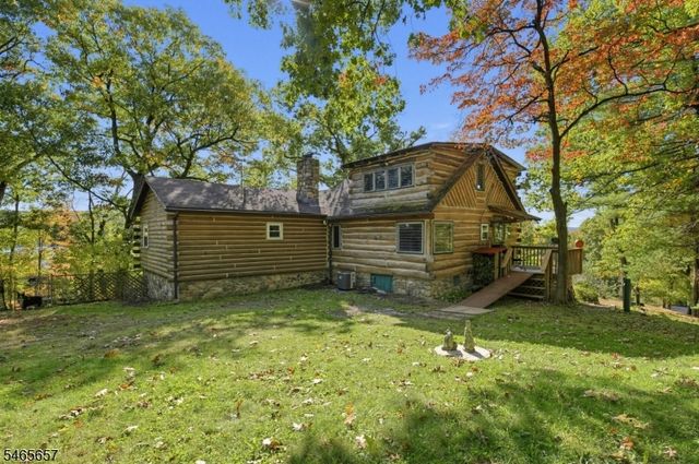 16 Glendale Rd, West Milford Twp., NJ 07421