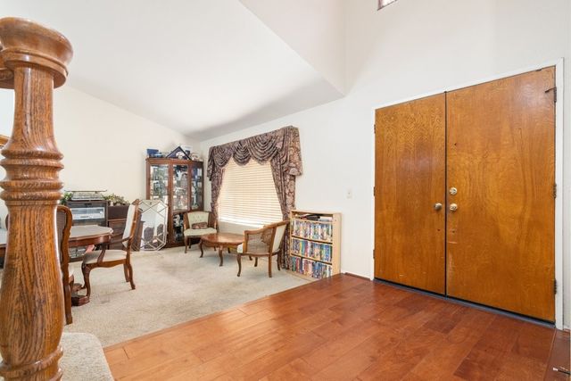 16668 Lake Knoll, Riverside, CA 92503