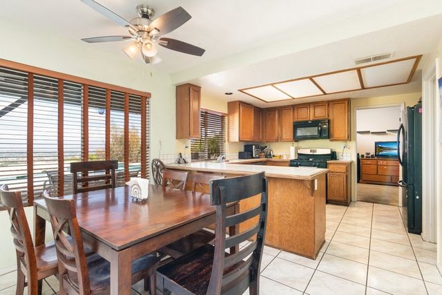 16668 Lake Knoll, Riverside, CA 92503