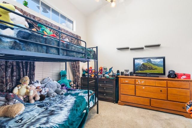 16668 Lake Knoll, Riverside, CA 92503