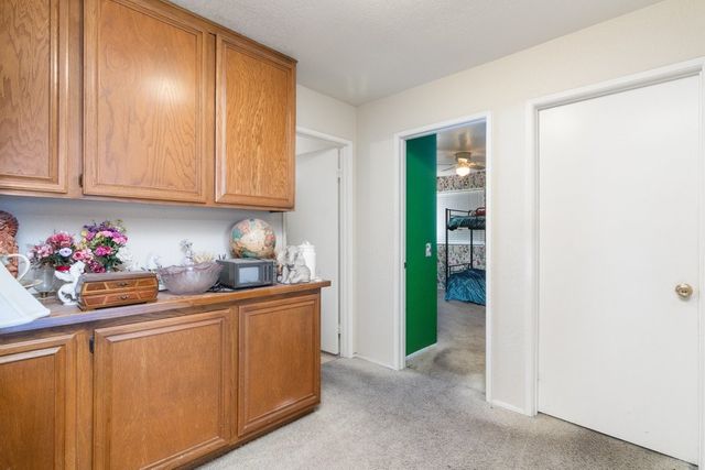 16668 Lake Knoll, Riverside, CA 92503