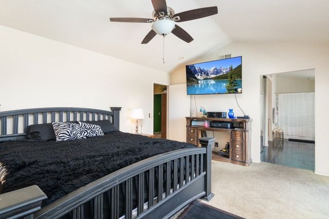 16668 Lake Knoll, Riverside, CA 92503