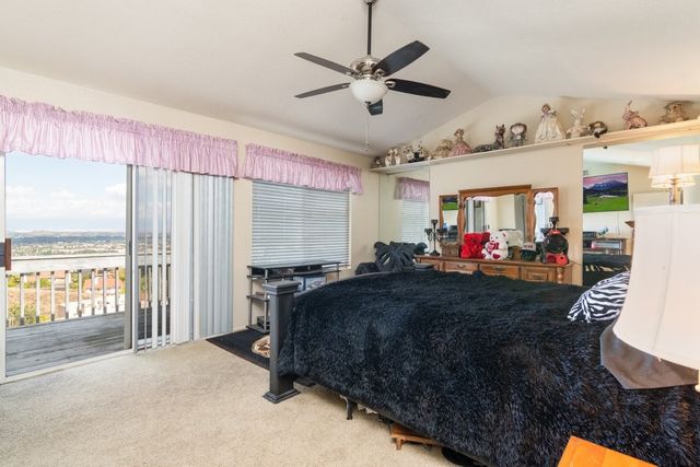 16668 Lake Knoll, Riverside, CA 92503