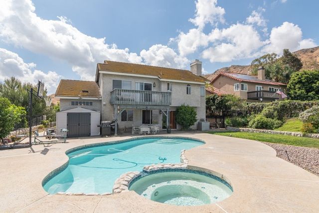 16668 Lake Knoll, Riverside, CA 92503