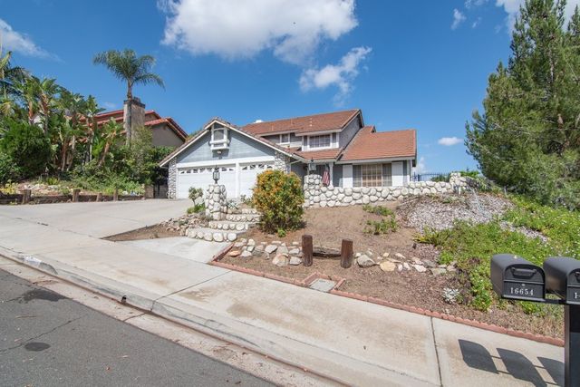 16668 Lake Knoll, Riverside, CA 92503