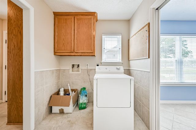 803 Greenbriar Avenue, Friendswood, TX 77546