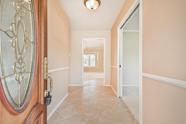 803 Greenbriar Avenue, Friendswood, TX 77546