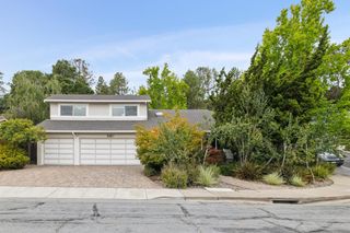3481 La Mesa Drive, San Carlos, CA 94070